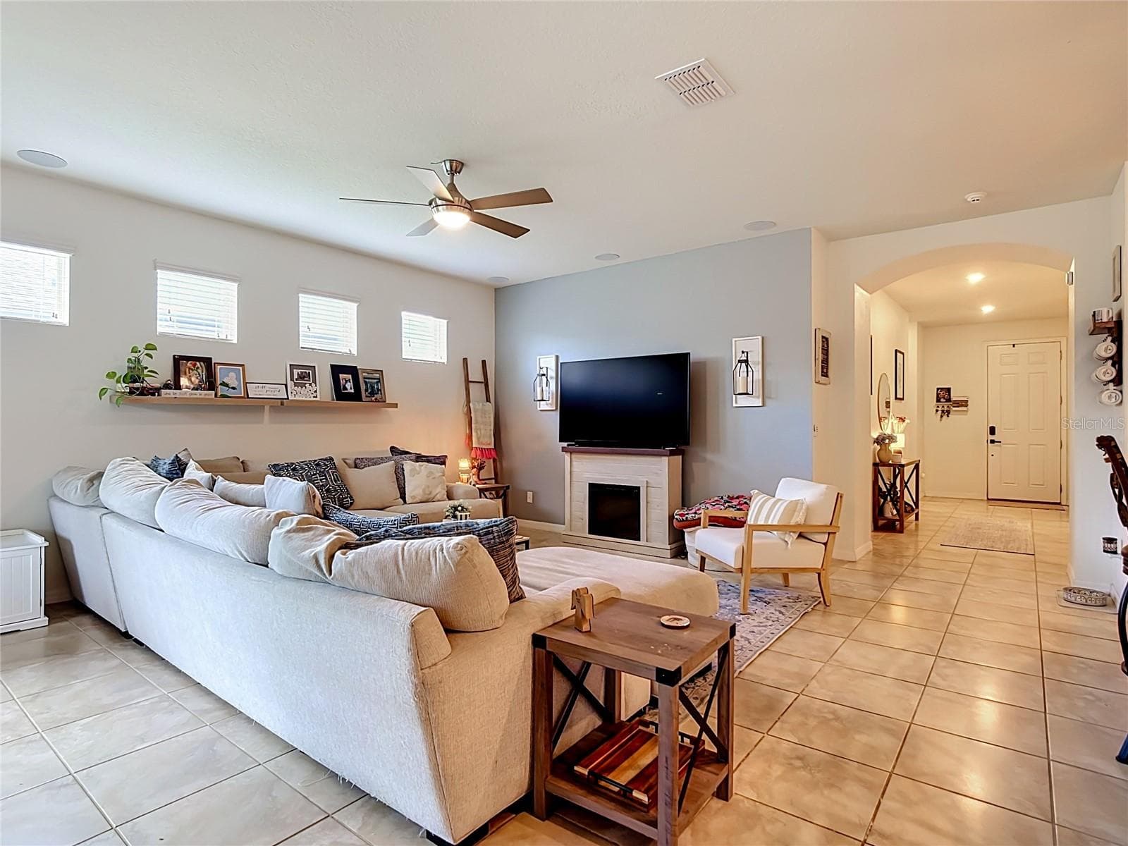 Single Family Residence at 2892 MATERA DR, ST CLOUD, photo 9 of 36