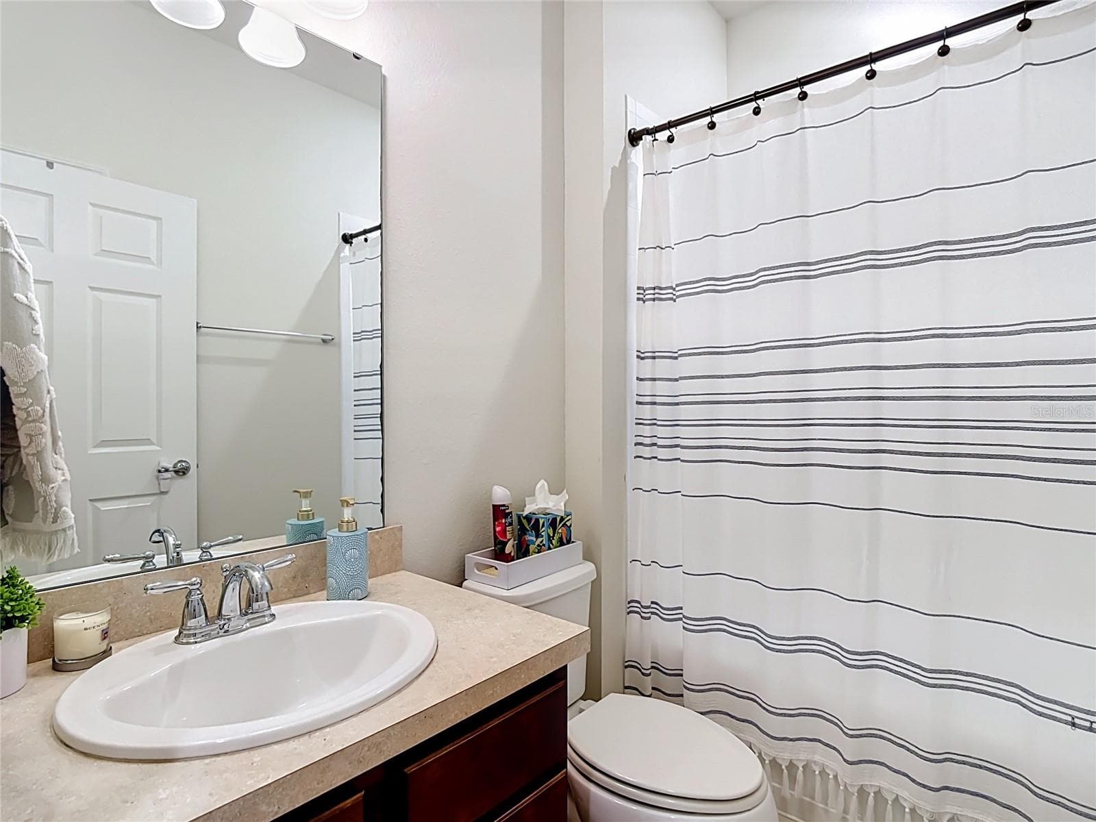 Single Family Residence at 2892 MATERA DR, ST CLOUD, photo 30 of 36