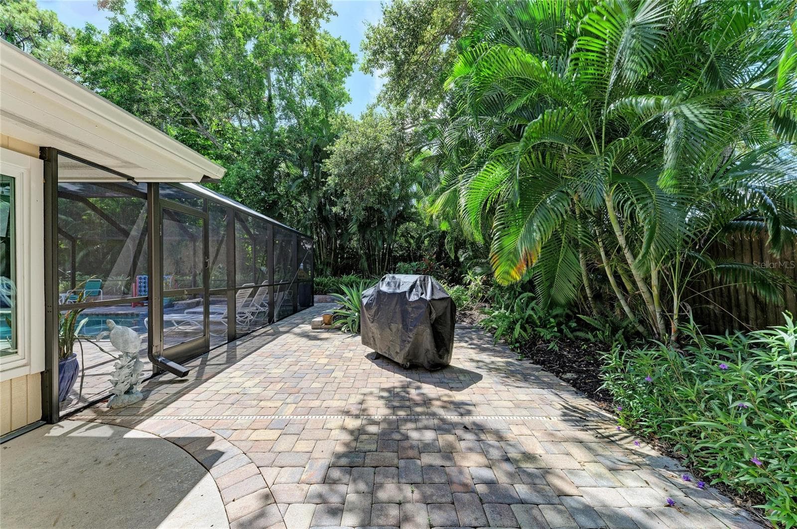 Outdoor paver patio - 1214 21ST ST W, BRADENTON