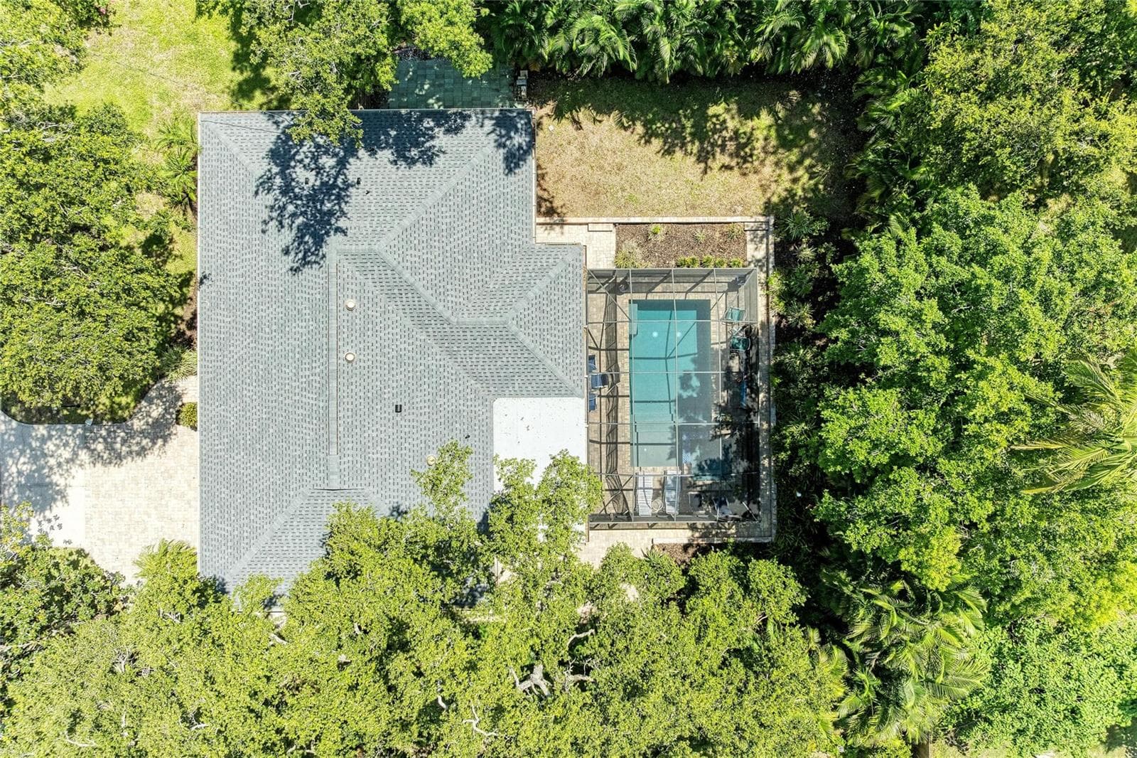 Single Family Residence at 1214 21ST ST W, BRADENTON, photo 51 of 71