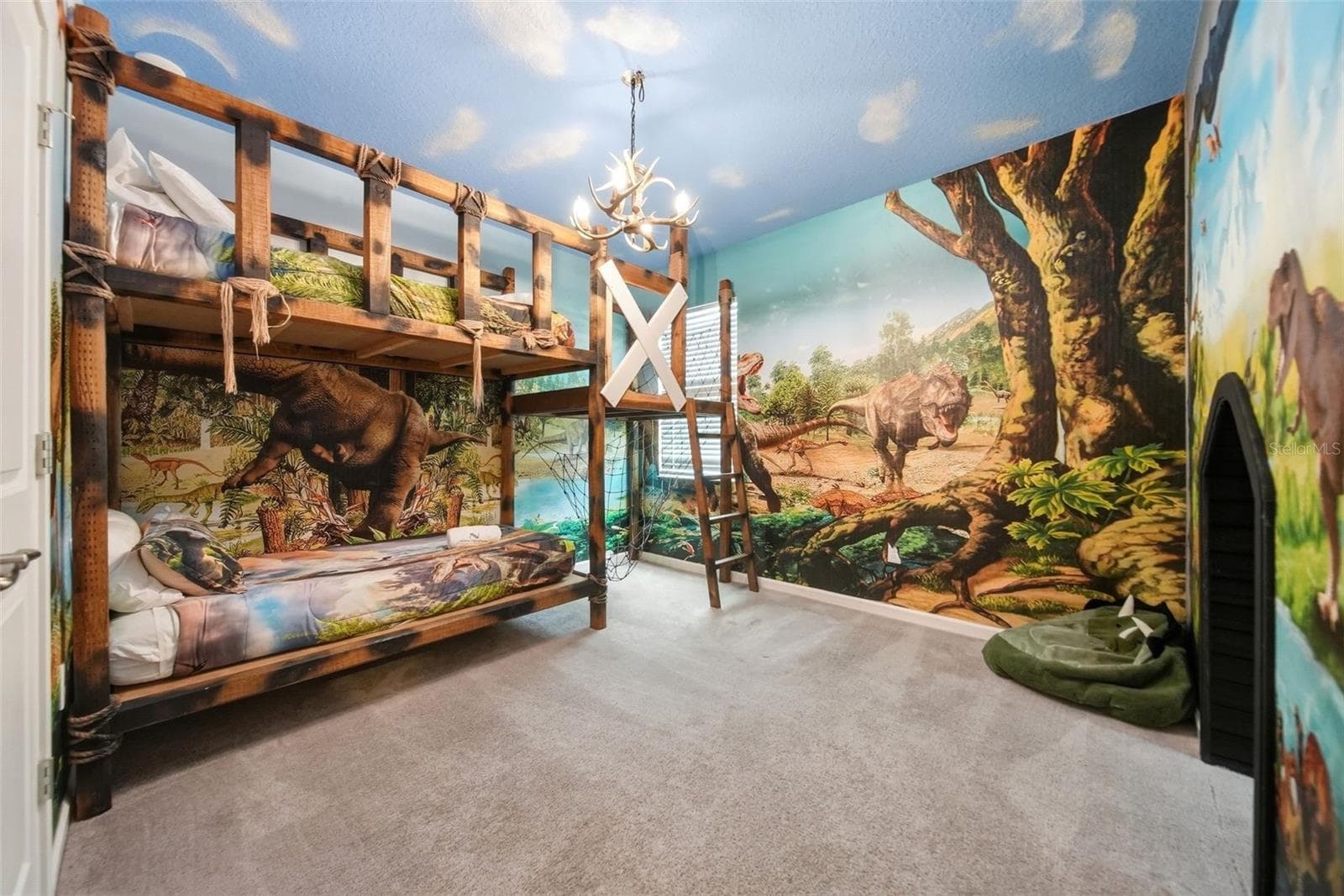 Bedroom 12 - Jurassic Park theme (second level) - 2532 SHANTI DR, KISSIMMEE