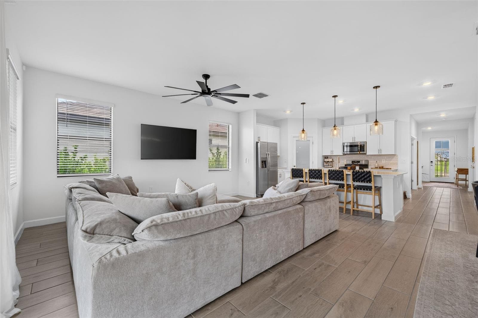Single Family Residence at 15126 MISTY WATER XING, BRADENTON, photo 58 of 100