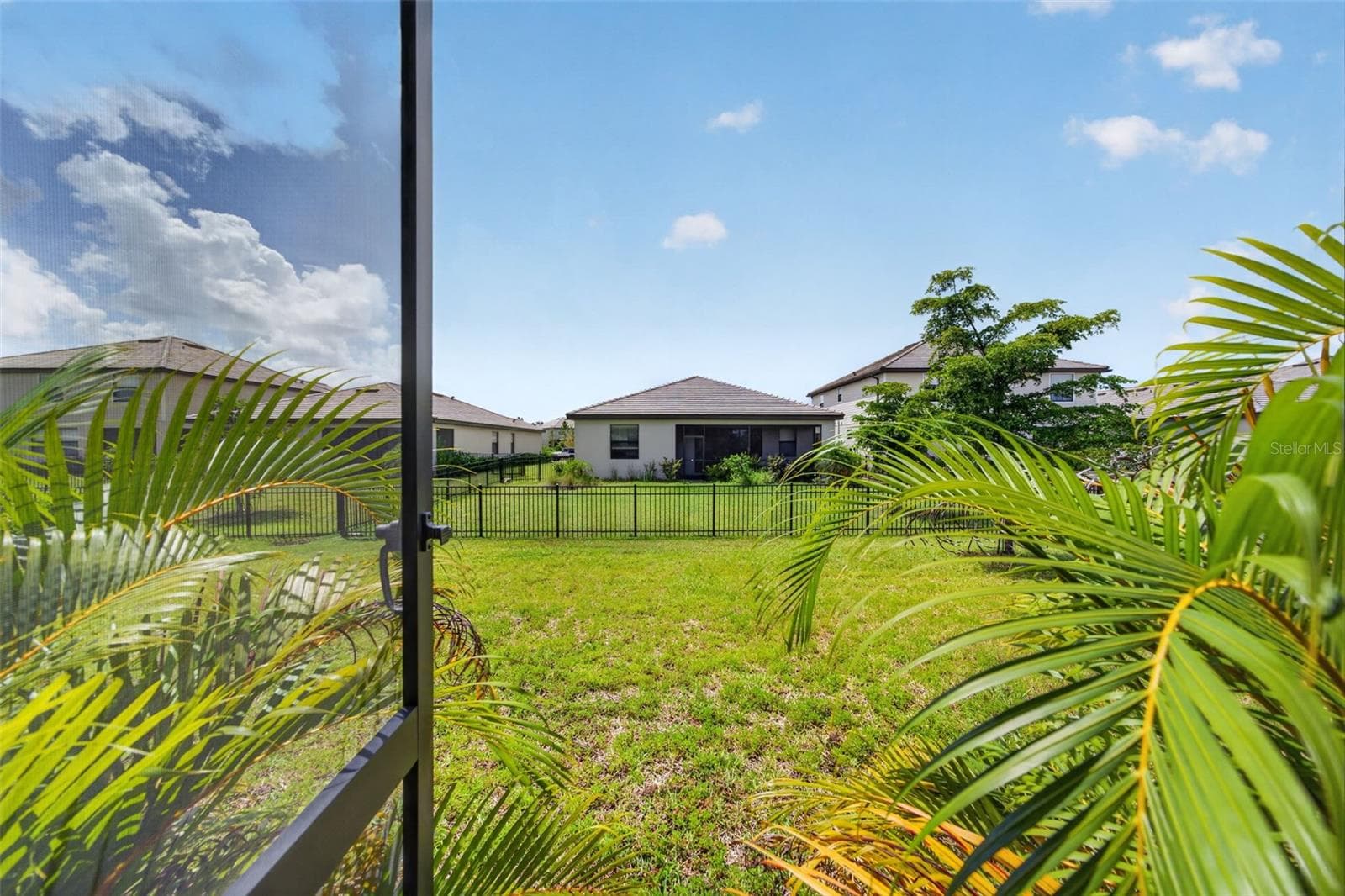 Single Family Residence at 15126 MISTY WATER XING, BRADENTON, photo 62 of 100
