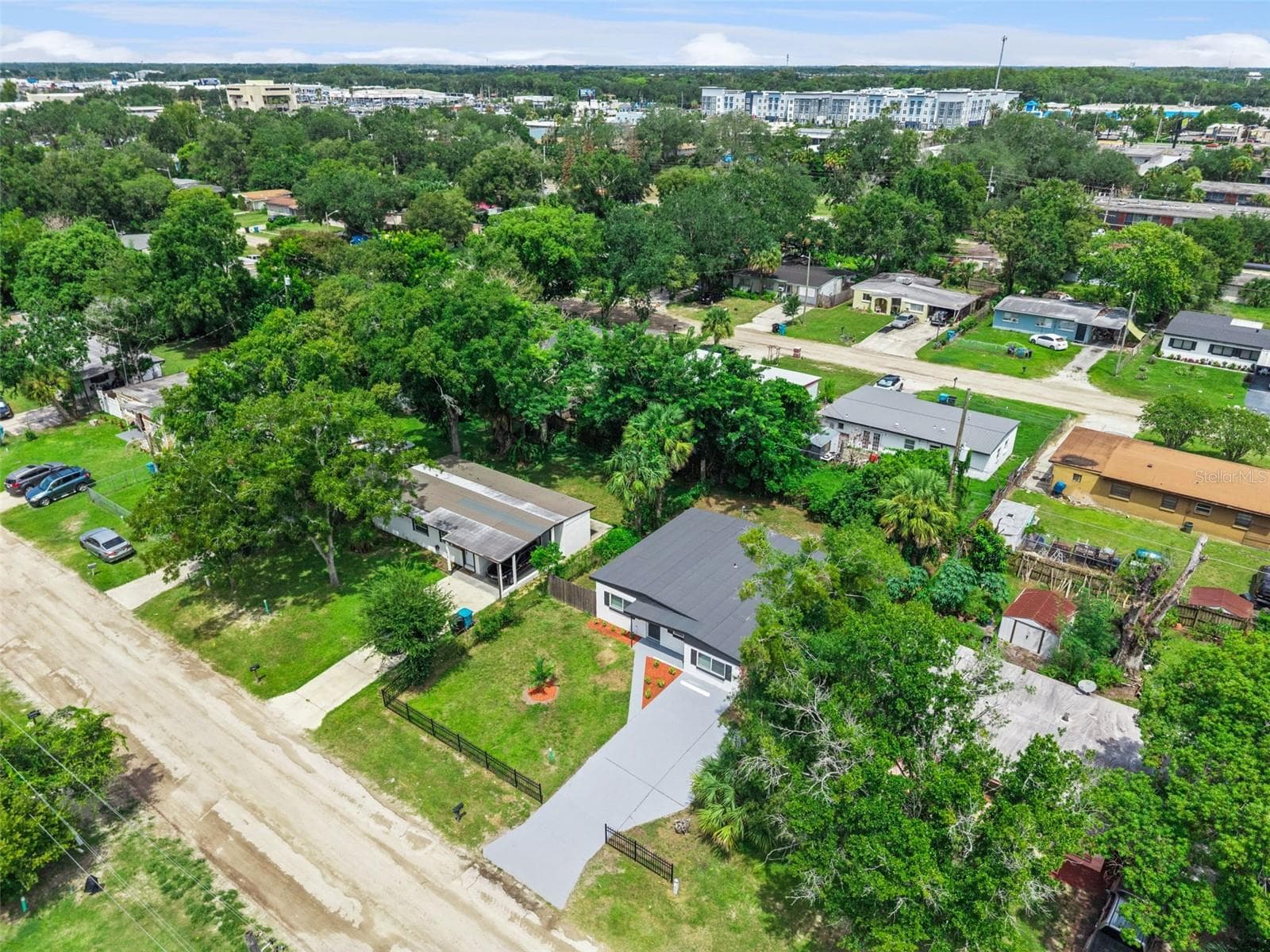 Single Family Residence at 2821 W AMELIA ST, ORLANDO, photo 33 of 39