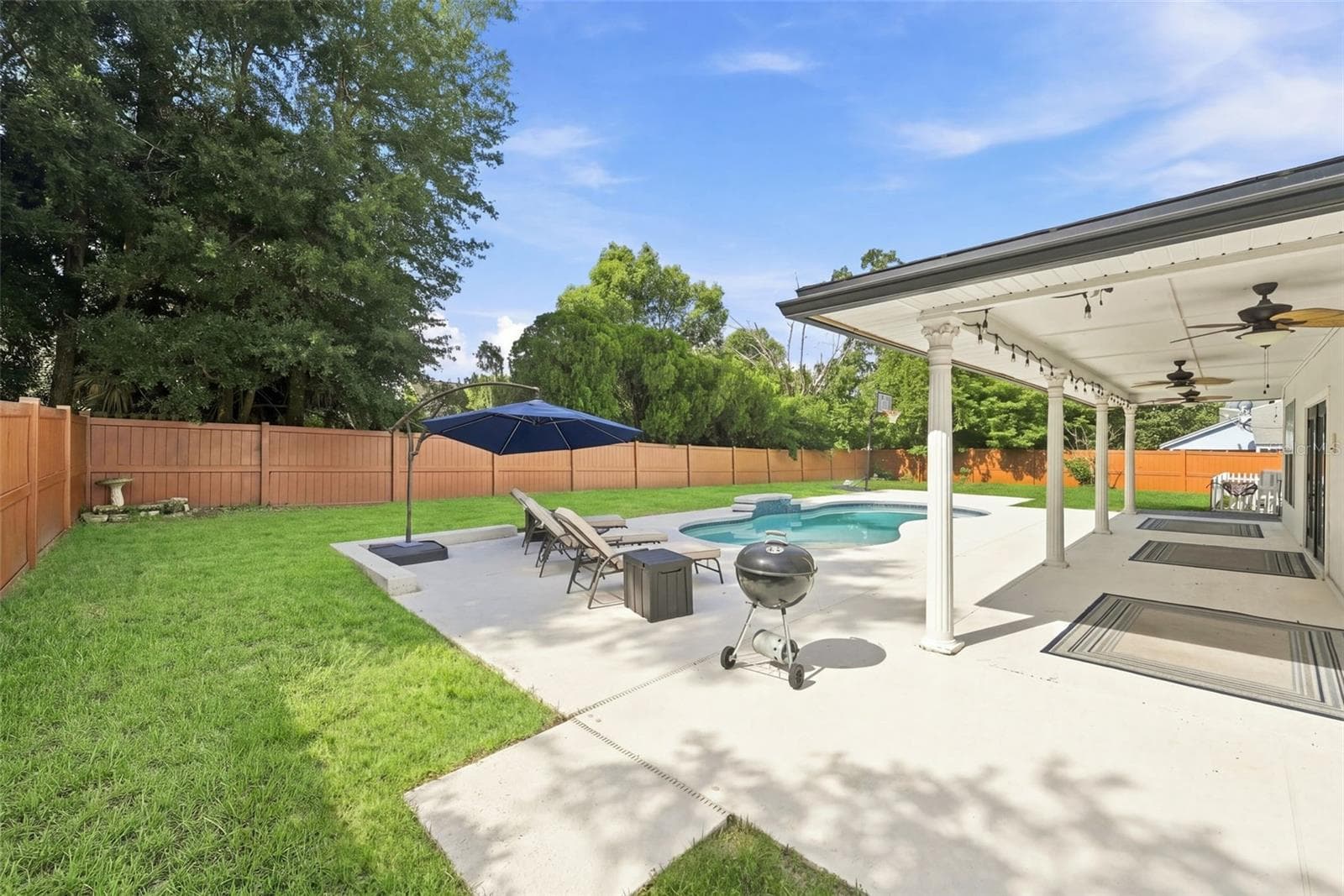 oversized backyard - 1349 VALLEY PINE CIR, APOPKA