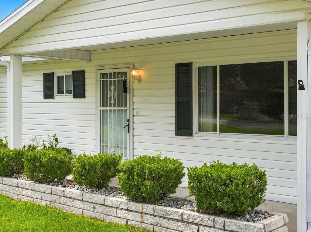 Single Family Residence at 17624 SE 108TH TER, SUMMERFIELD, photo 3 of 35