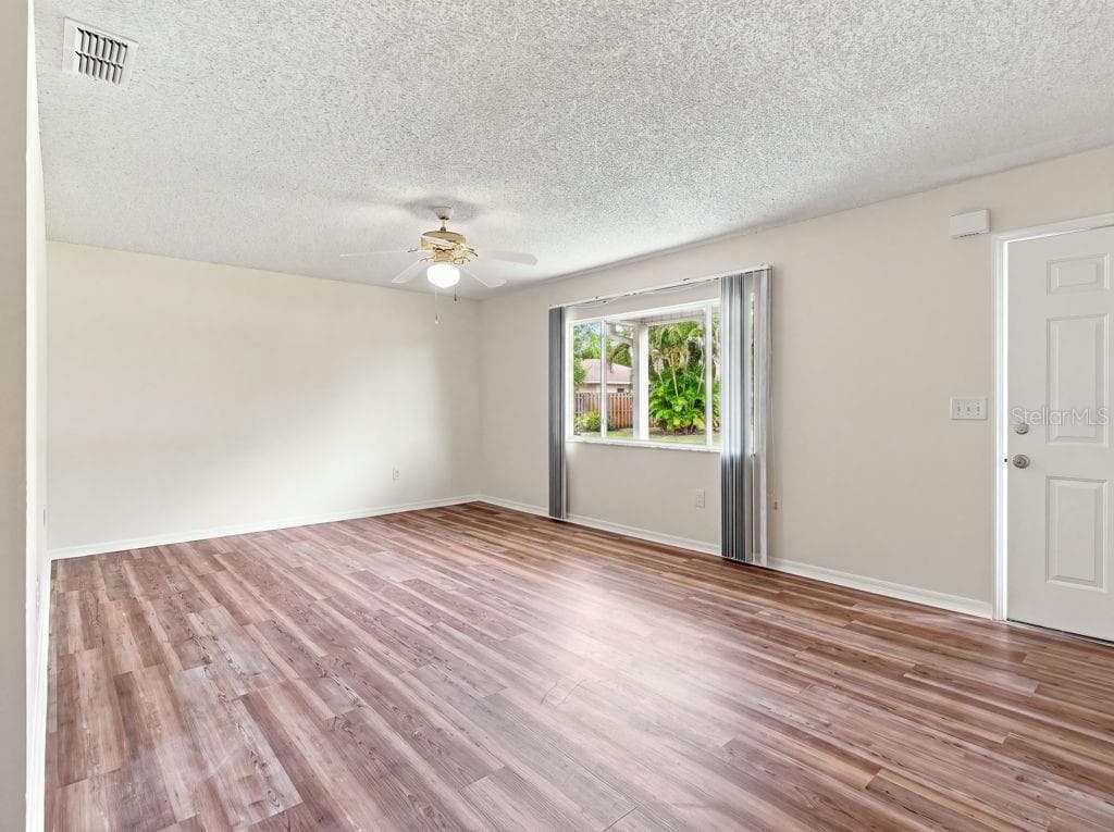Single Family Residence at 17624 SE 108TH TER, SUMMERFIELD, photo 4 of 35