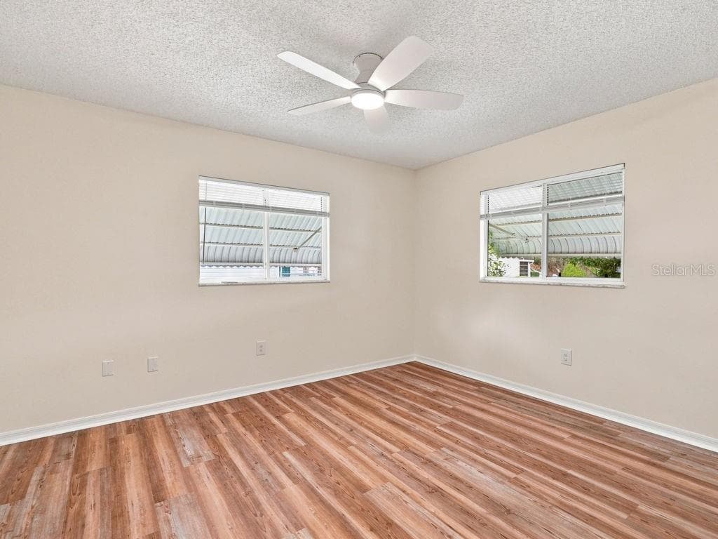 Single Family Residence at 17624 SE 108TH TER, SUMMERFIELD, photo 17 of 35