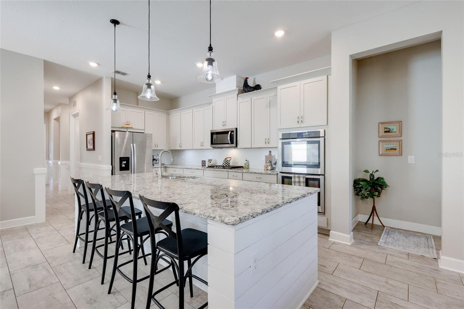 Single Family Residence at 13807 AMERICAN PRAIRIE PL, LAKEWOOD RANCH, photo 12 of 78