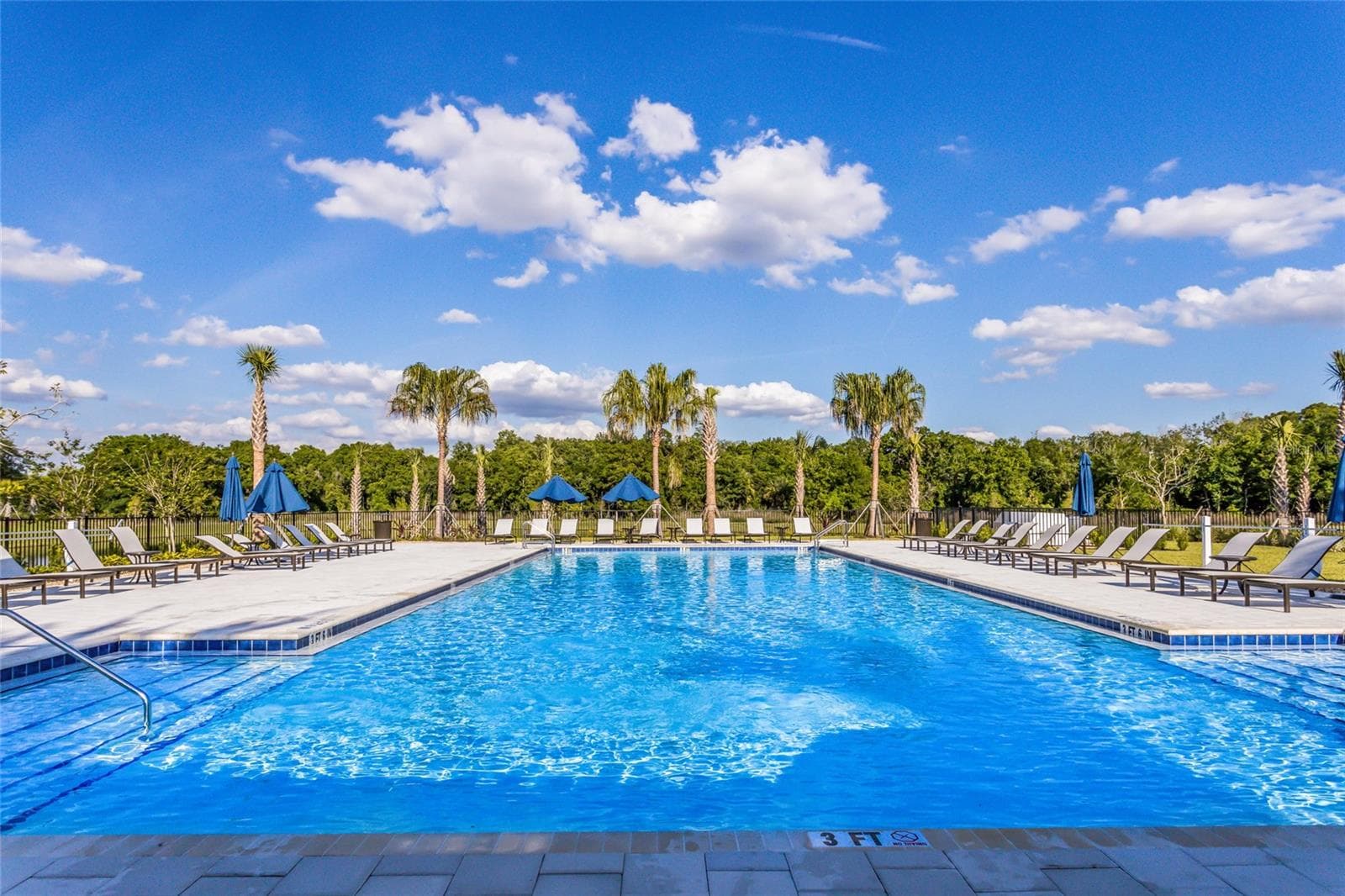 Single Family Residence at 13807 AMERICAN PRAIRIE PL, LAKEWOOD RANCH, photo 64 of 78