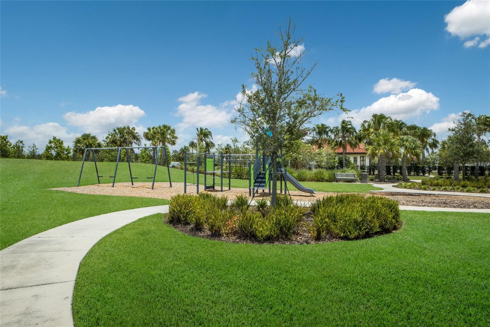 Single Family Residence at 13807 AMERICAN PRAIRIE PL, LAKEWOOD RANCH, photo 68 of 78