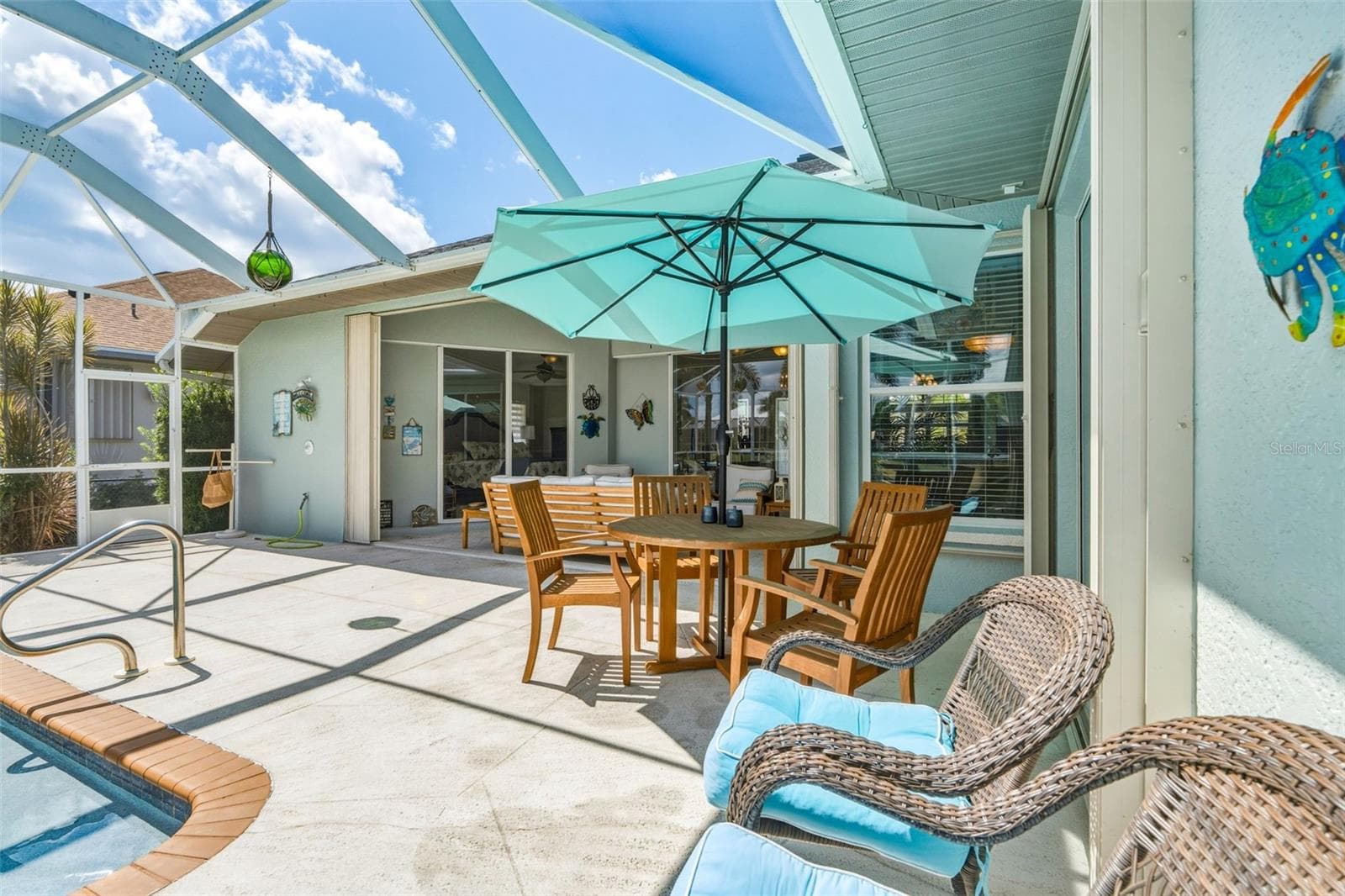 Private Pool Lanai Overlooking Canal - 136 PECKHAM ST SE, PORT CHARLOTTE