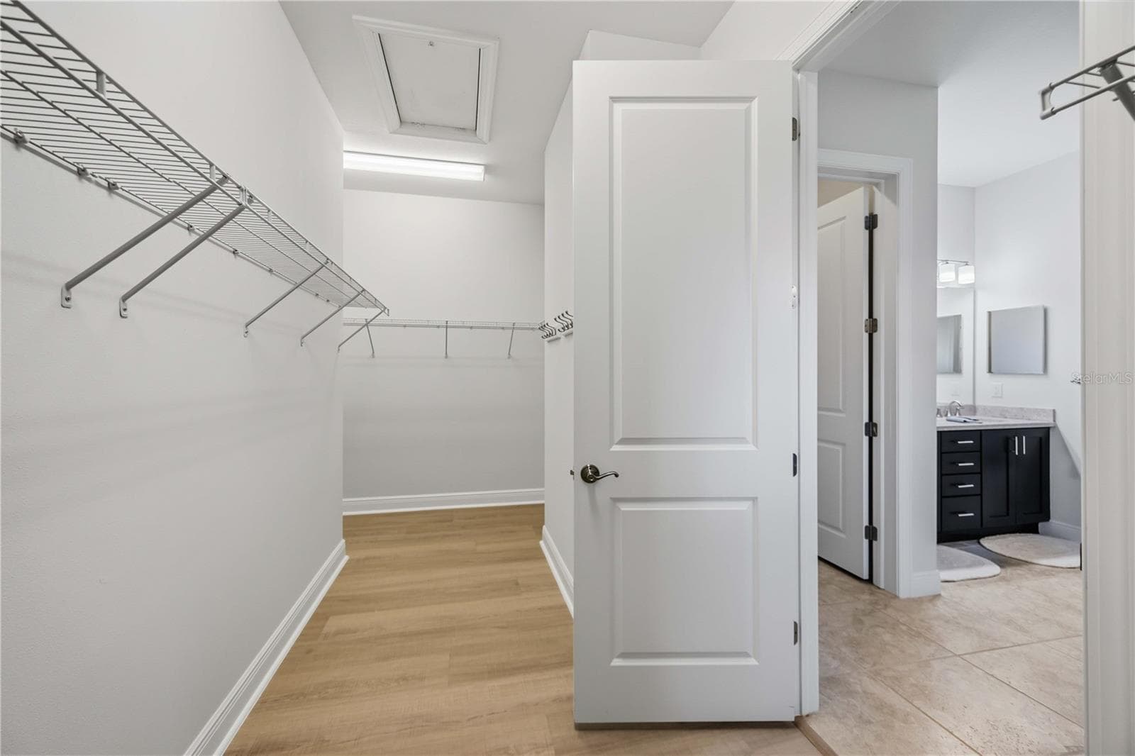 The master closet in this home is more than 100 sq ft. - 23781 WAVERLY CIR, VENICE