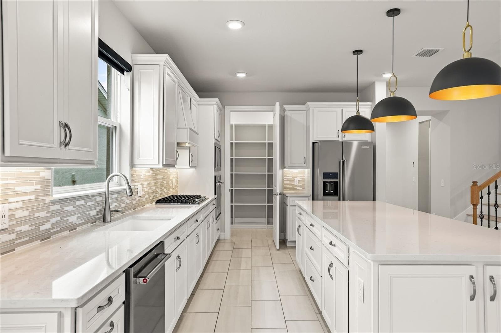 Single Family Residence at 13355 SUNNY RETREAT LN, WINTER GARDEN, photo 15 of 60