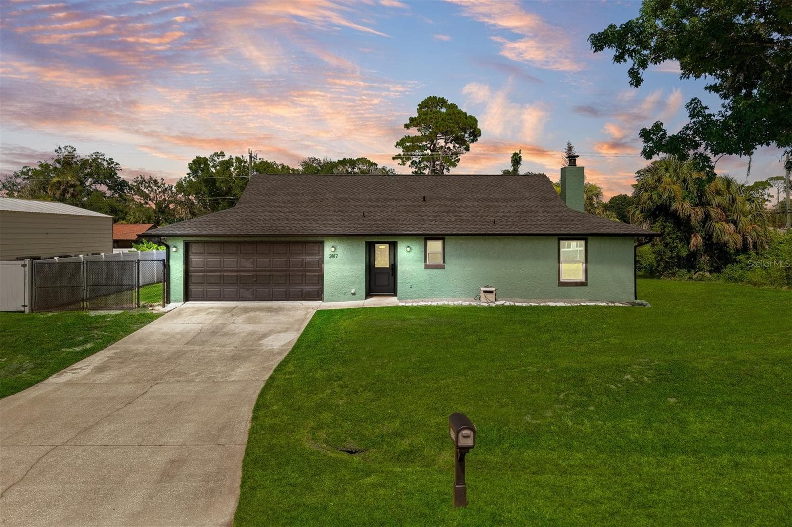 2817 YULE TREE DR
