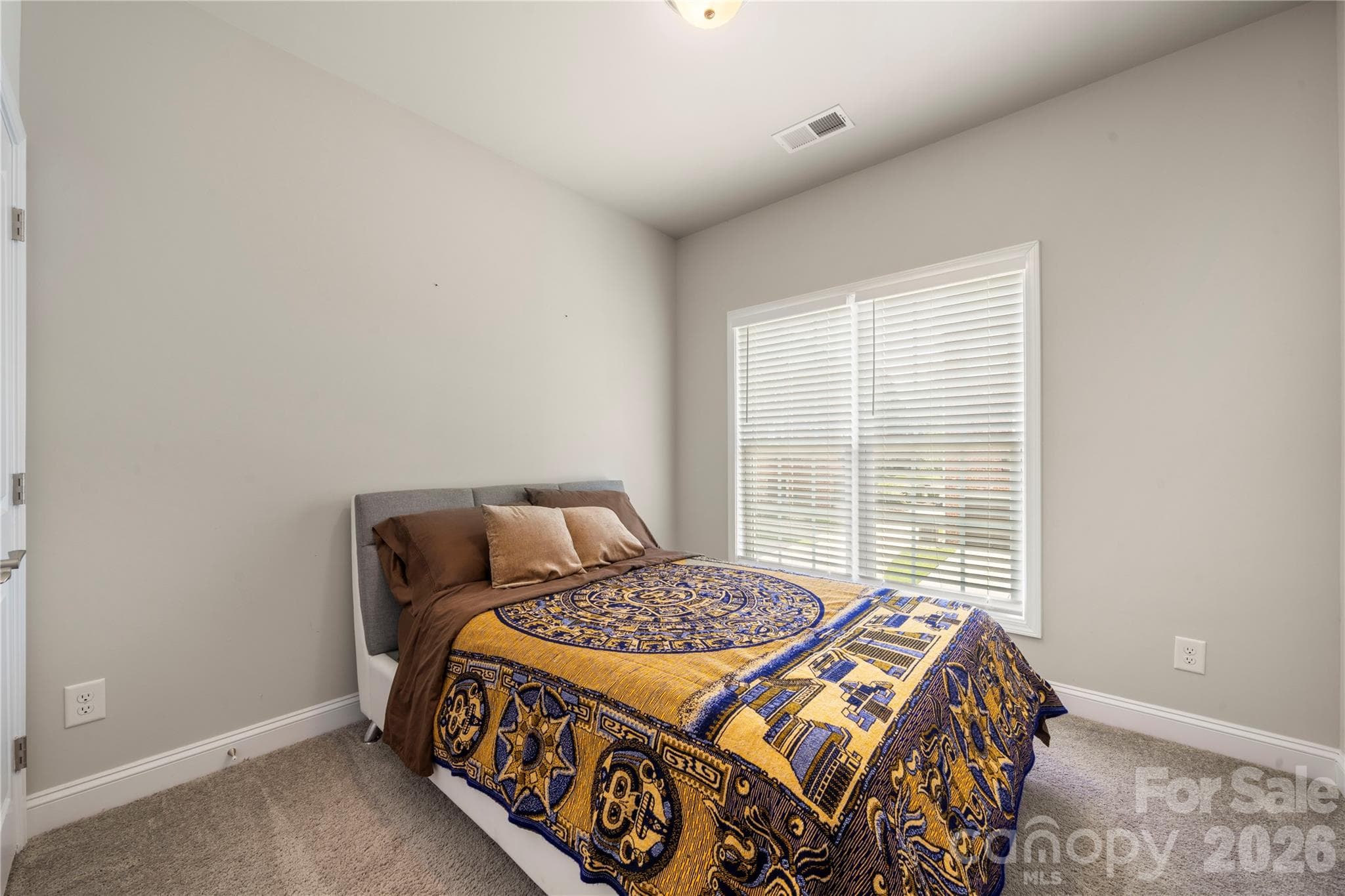 Single Family Residence at 8309 Scotney Bluff Avenue, Charlotte, photo 15 of 23