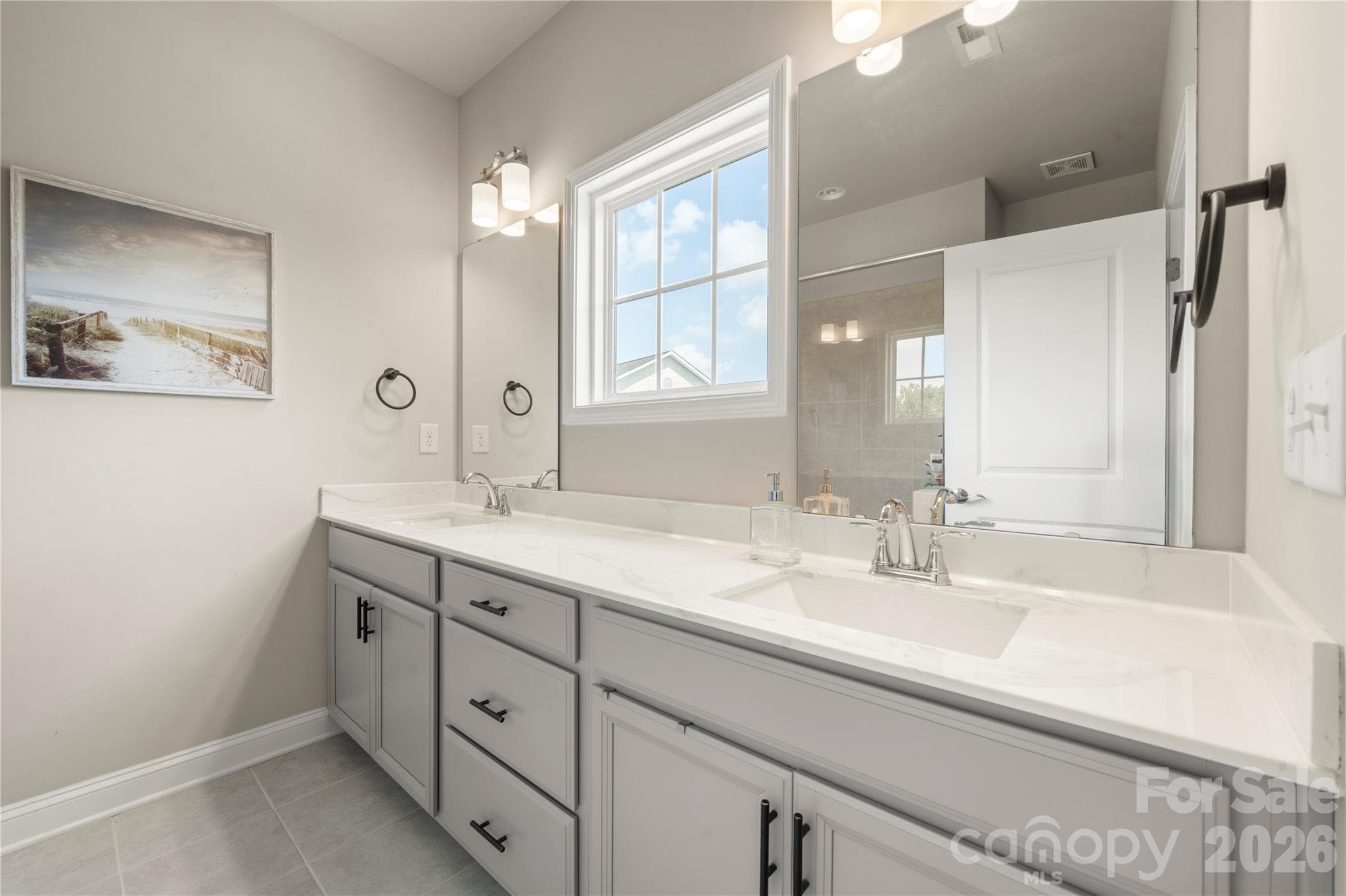 Single Family Residence at 8309 Scotney Bluff Avenue, Charlotte, photo 20 of 23