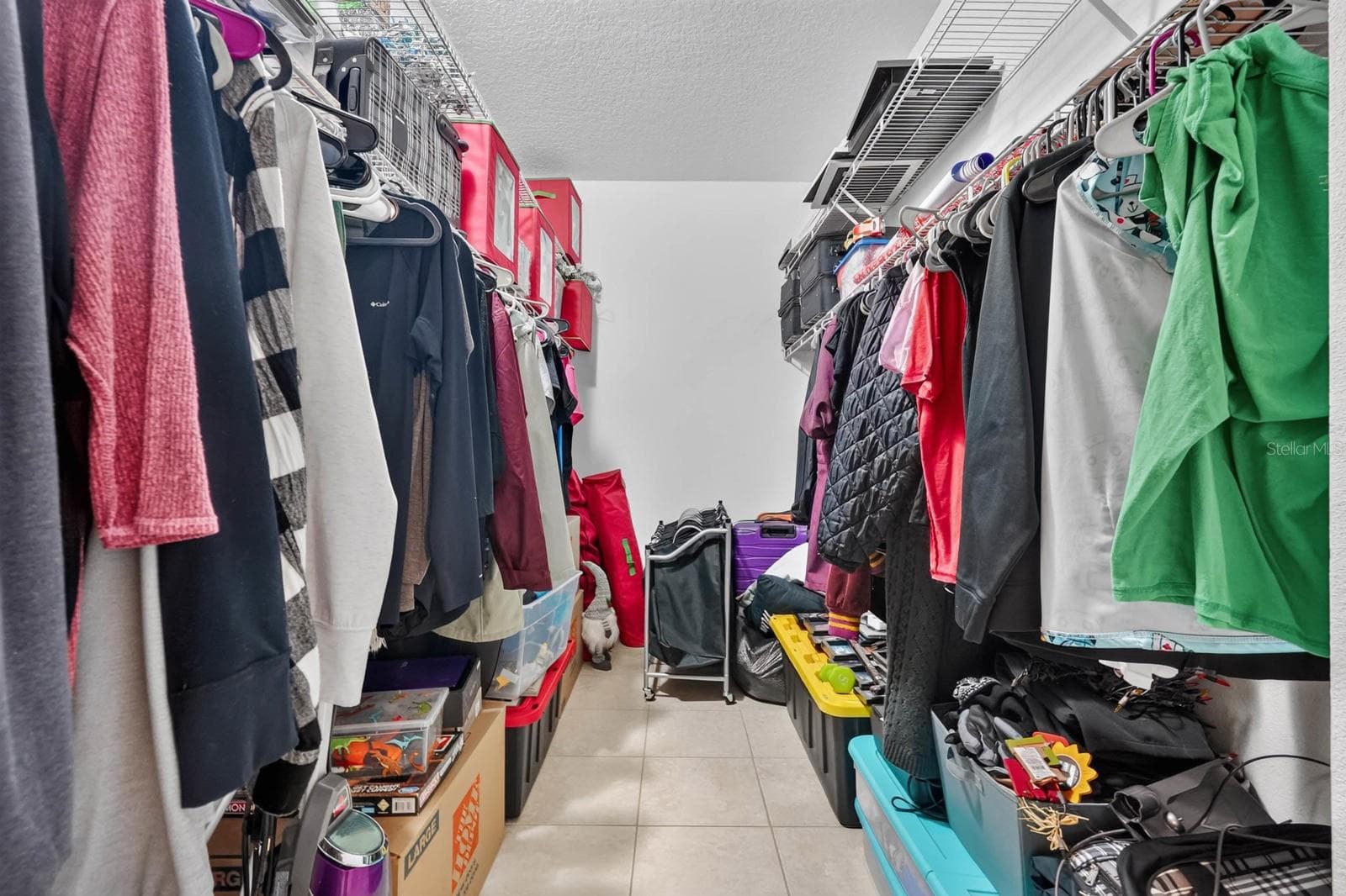 Extra large walk in closet - 100 FLAMINGO DR, PALM COAST
