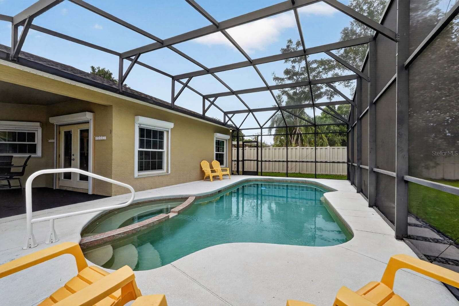 Covered Patio & Pool - 100 FLAMINGO DR, PALM COAST