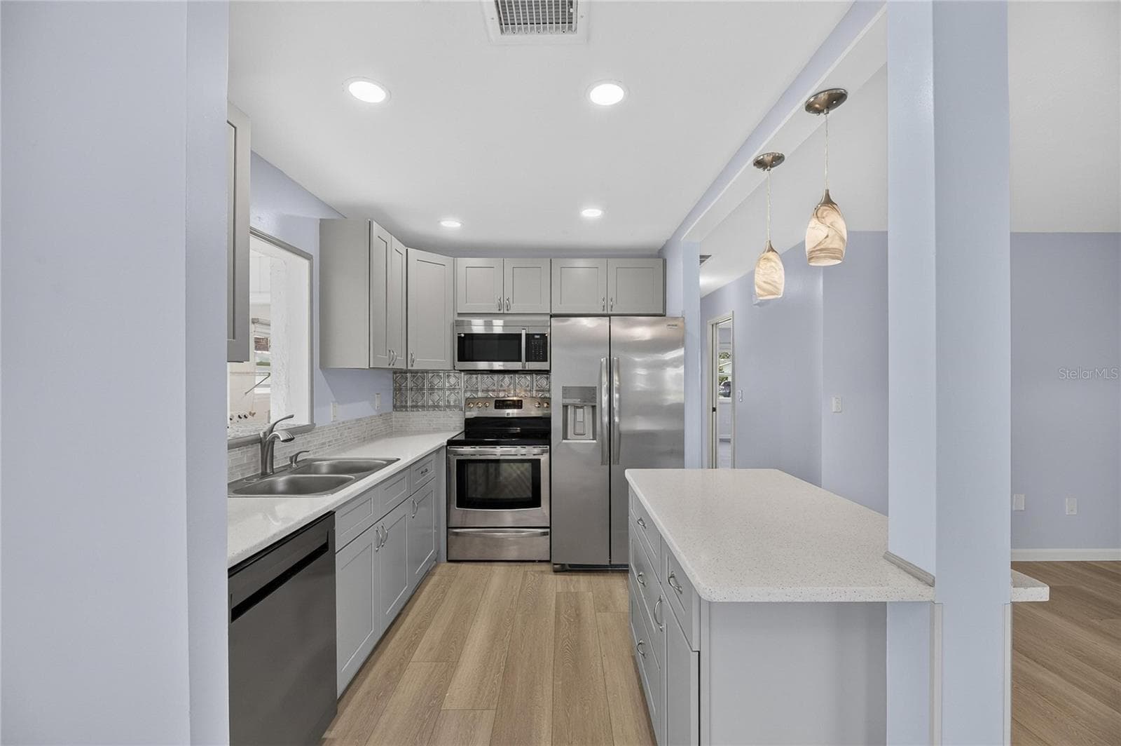 Condominium at 110 GLOUCESTER BLVD #346, SUN CITY CENTER, photo 6 of 75