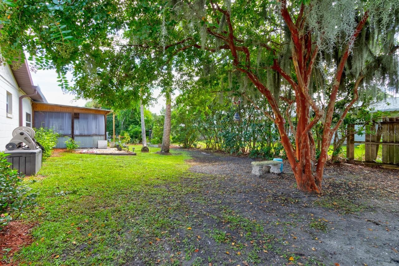 Single Family Residence at 16 LAUREL OAKS CIR, ORMOND BEACH, photo 30 of 46