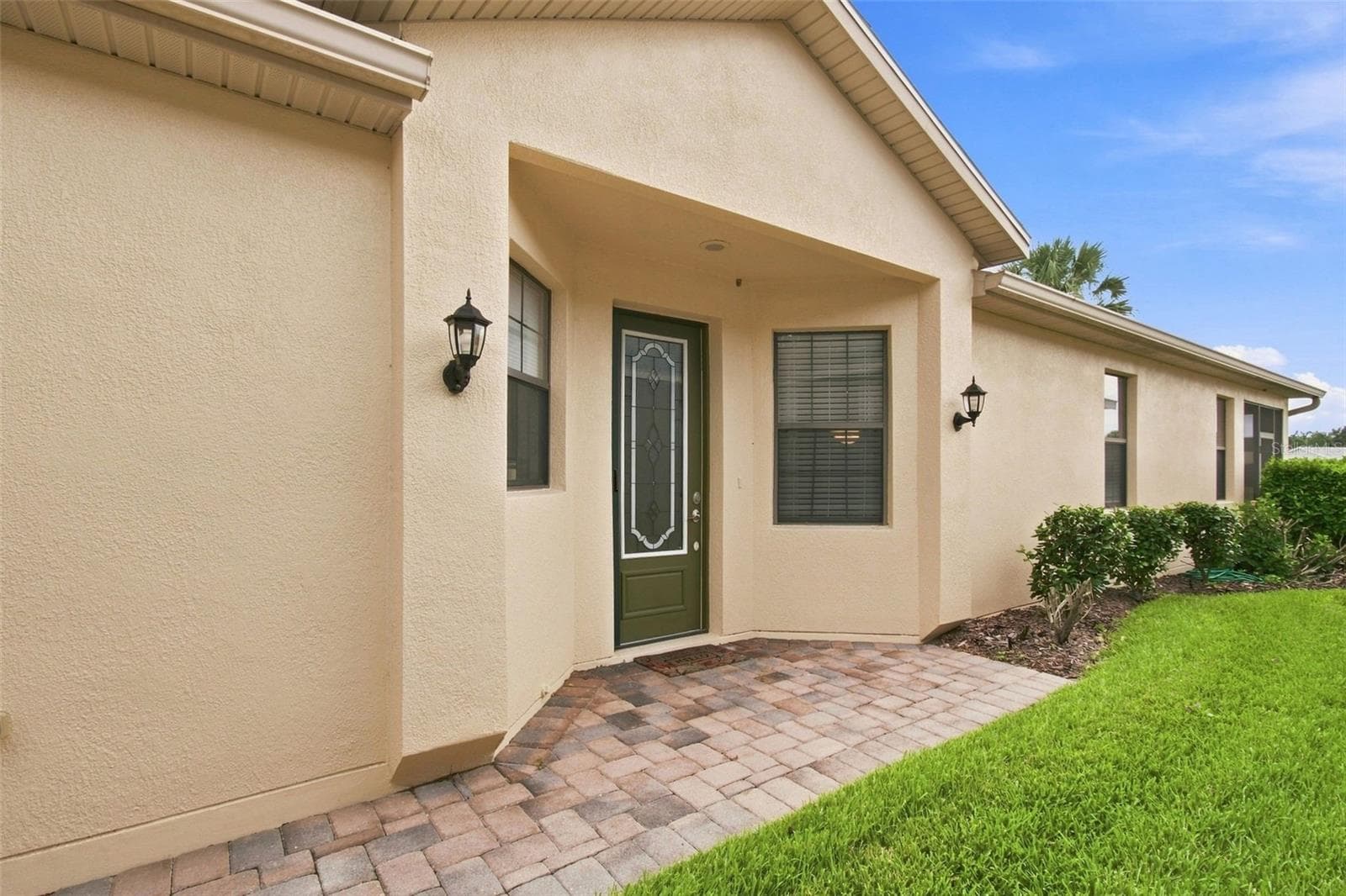 Front Entry - 133 GRAND CANAL DR, POINCIANA