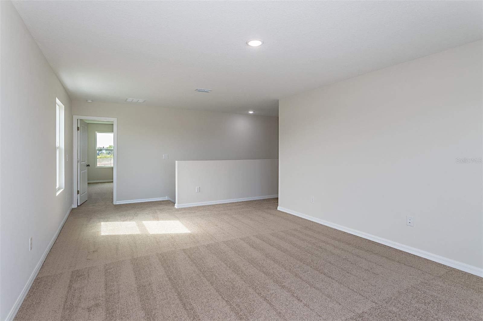 Single Family Residence at 36715 THORNHEDGE DR, ZEPHYRHILLS, photo 19 of 29