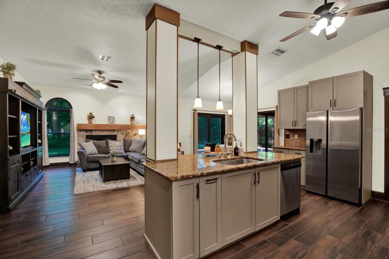 Single Family Residence at 18671 AUTUMN LAKE AVE, HUDSON, photo 14 of 45