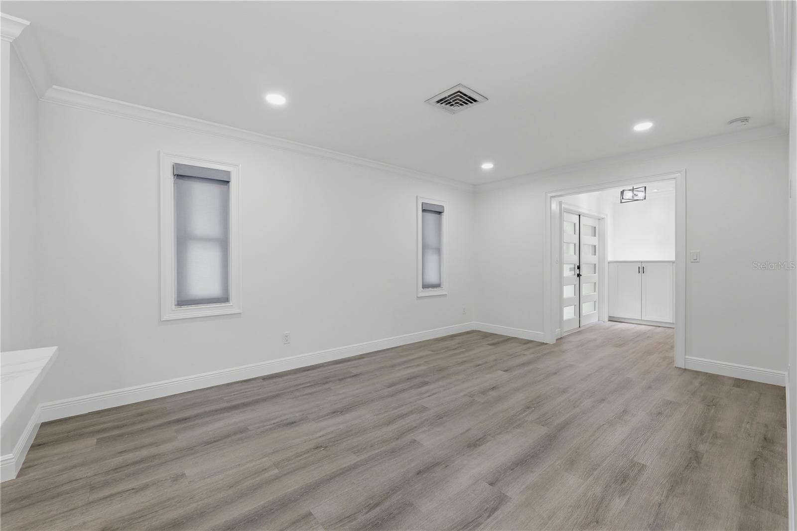Single Family Residence at 4411 15TH ST N, ST PETERSBURG, photo 14 of 32