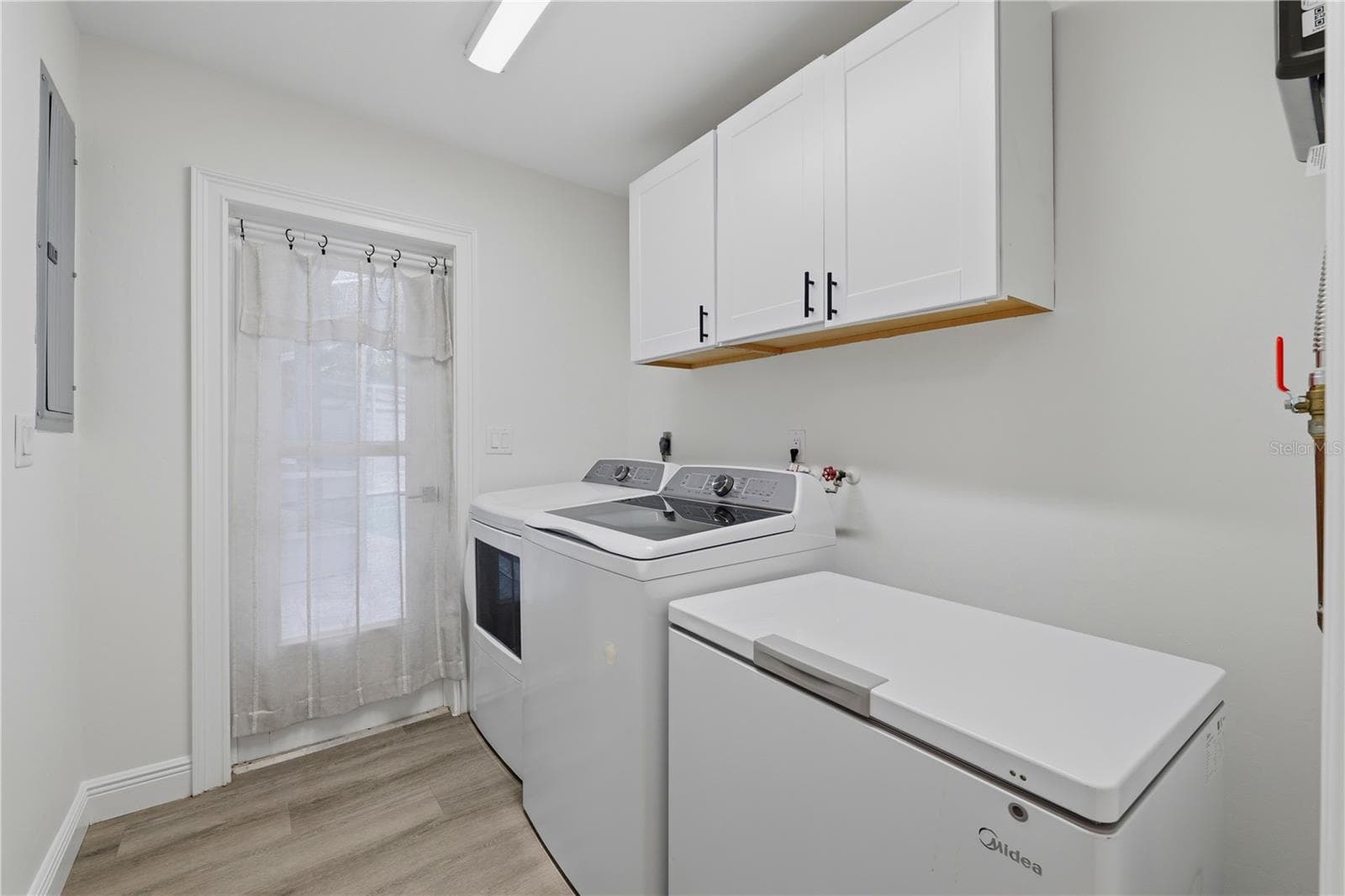 Single Family Residence at 4411 15TH ST N, ST PETERSBURG, photo 20 of 32