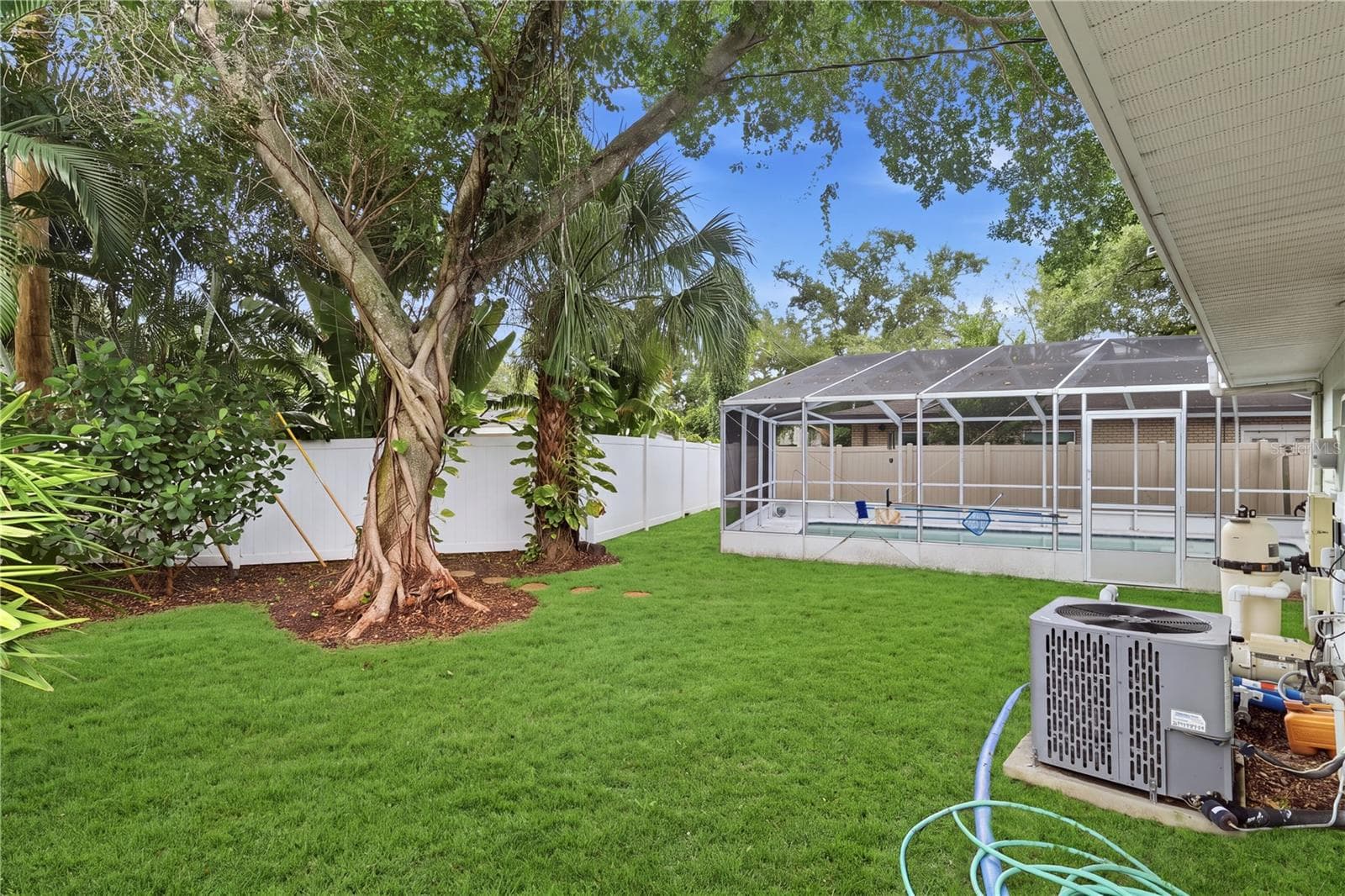 Single Family Residence at 4411 15TH ST N, ST PETERSBURG, photo 22 of 32