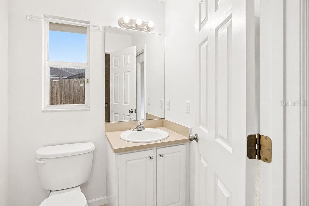 2nd Primary Bathroom - 2007 N PARKTON DR, DELTONA
