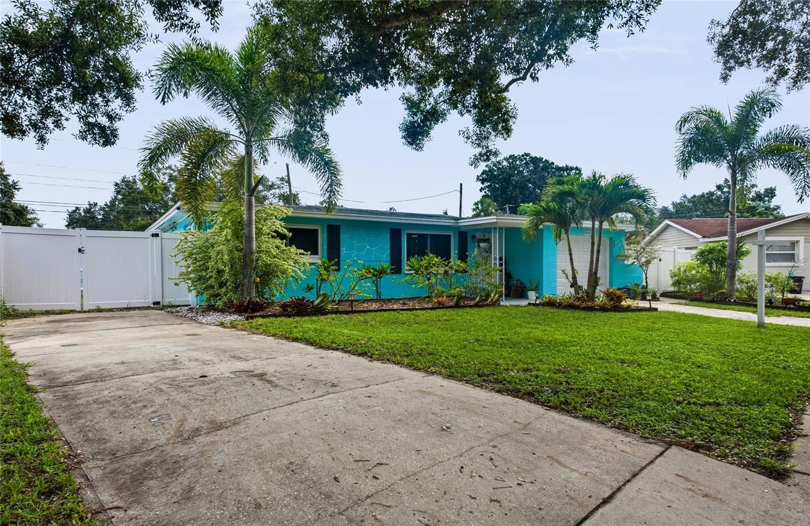 Single Family Residence at 9029 LEISURE LN N, LARGO, photo 3 of 53
