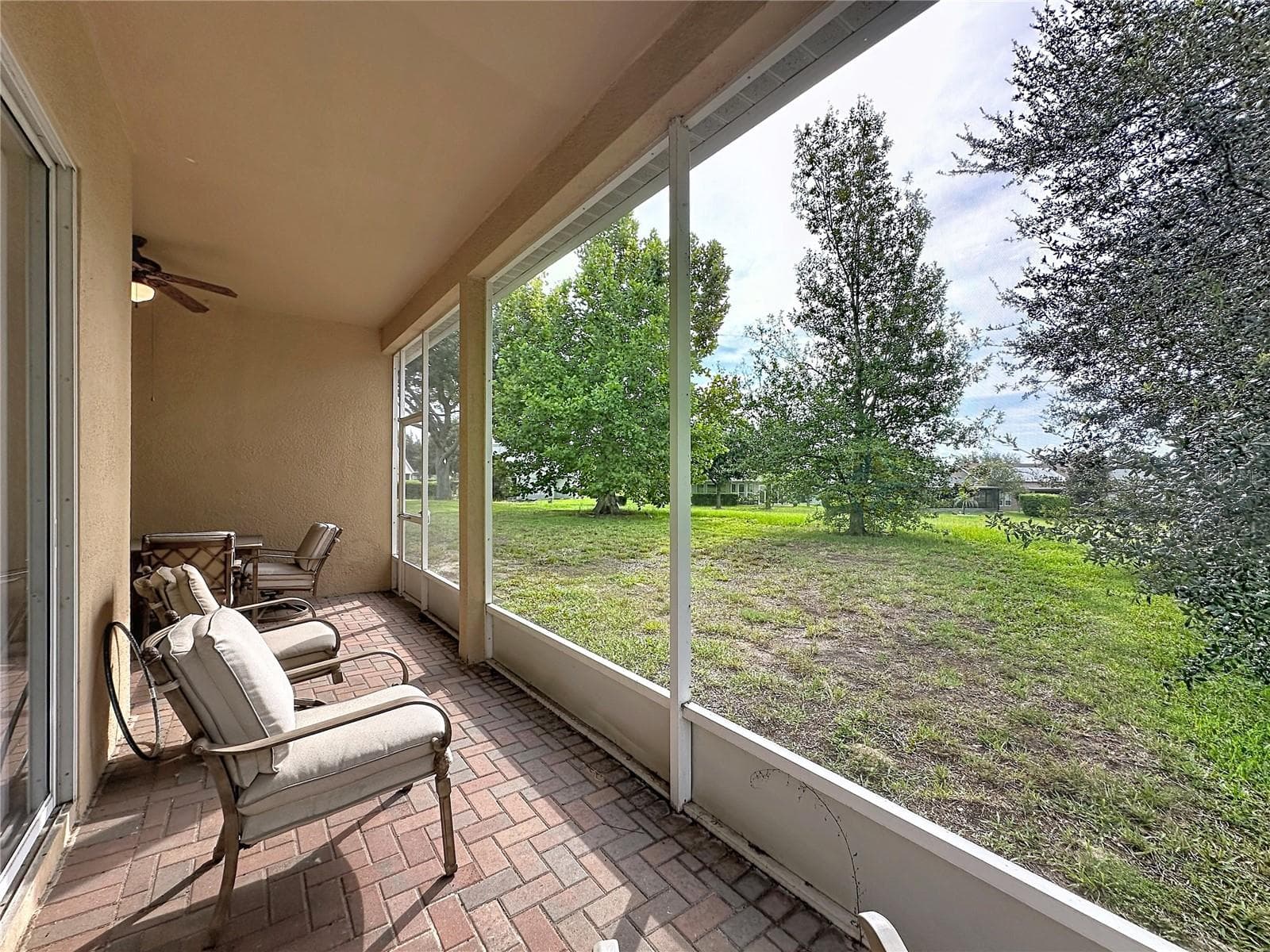 Single Family Residence at 122 FLAME VINE WAY, GROVELAND, photo 42 of 64
