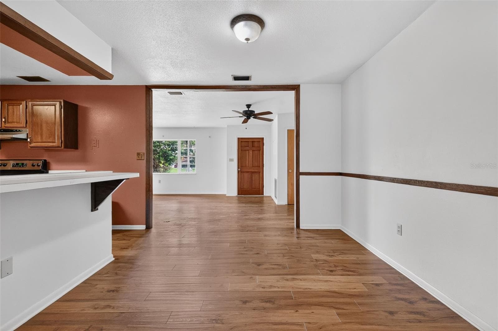 Single Family Residence at 8050 SPRING DR, YALAHA, photo 12 of 37
