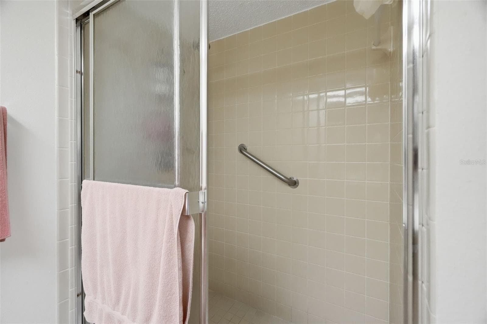 Condominium at 3828 SAILMAKER LN, HOLIDAY, photo 23 of 30