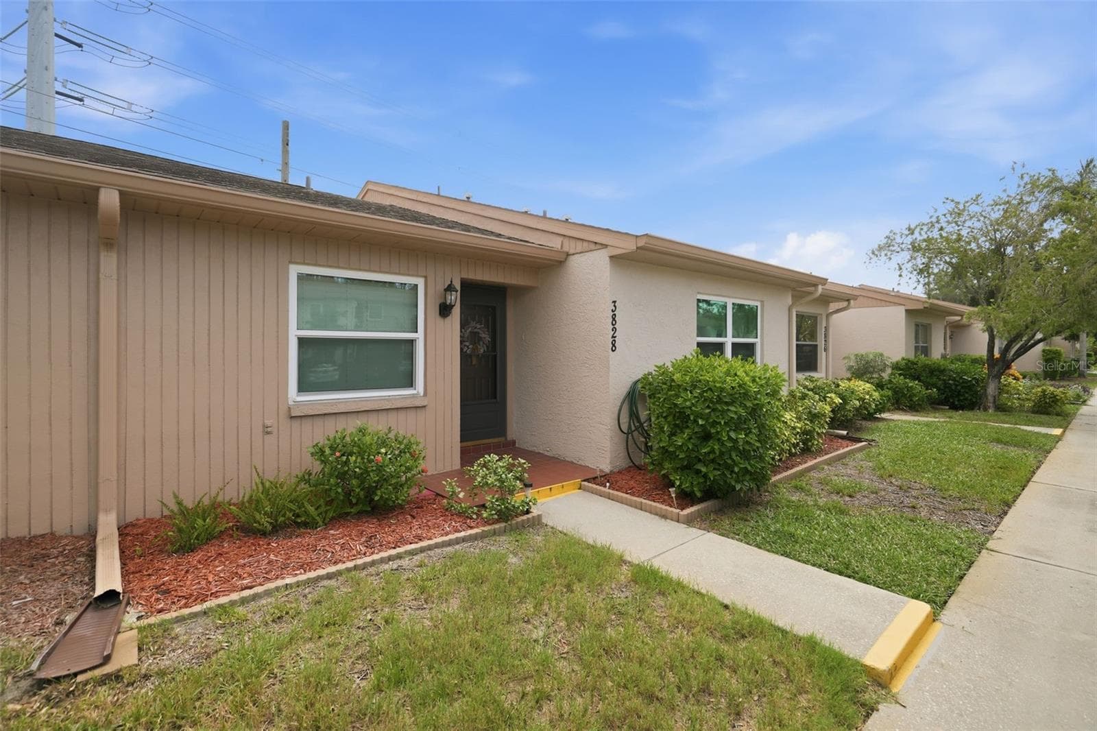 Condominium at 3828 SAILMAKER LN, HOLIDAY, photo 3 of 30
