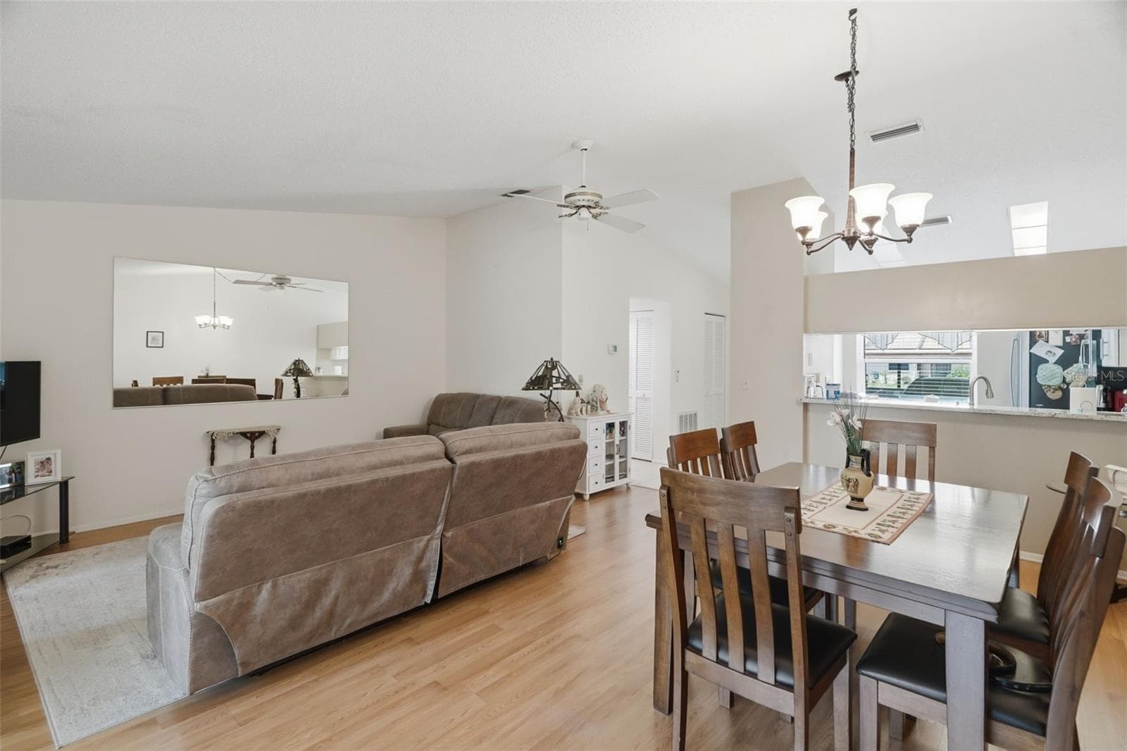 Condominium at 3828 SAILMAKER LN, HOLIDAY, photo 13 of 30