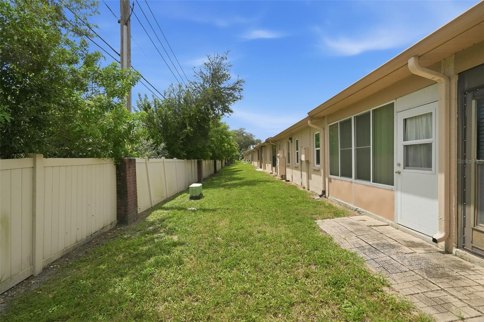Condominium at 3828 SAILMAKER LN, HOLIDAY, photo 27 of 30