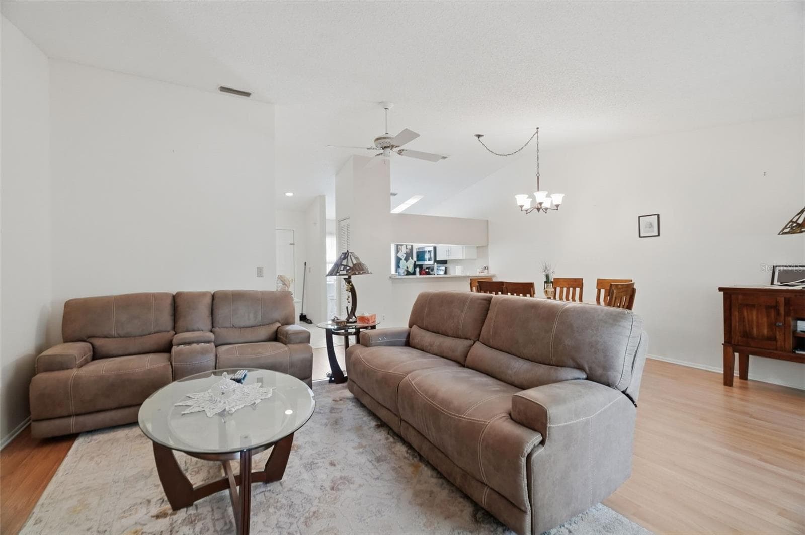 Condominium at 3828 SAILMAKER LN, HOLIDAY, photo 14 of 30