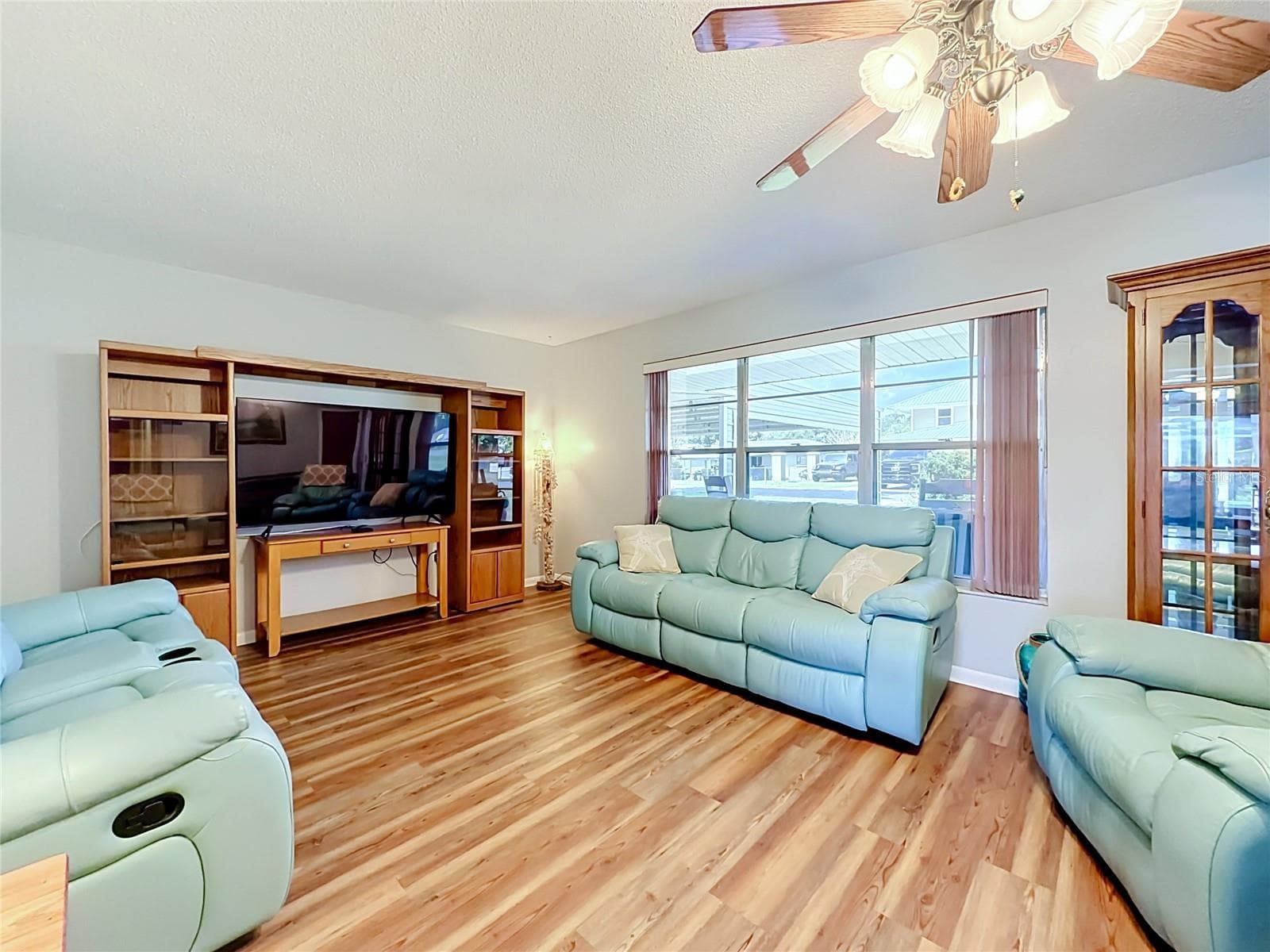 Single Family Residence at 116 BREAM ST, HAINES CITY, photo 8 of 66