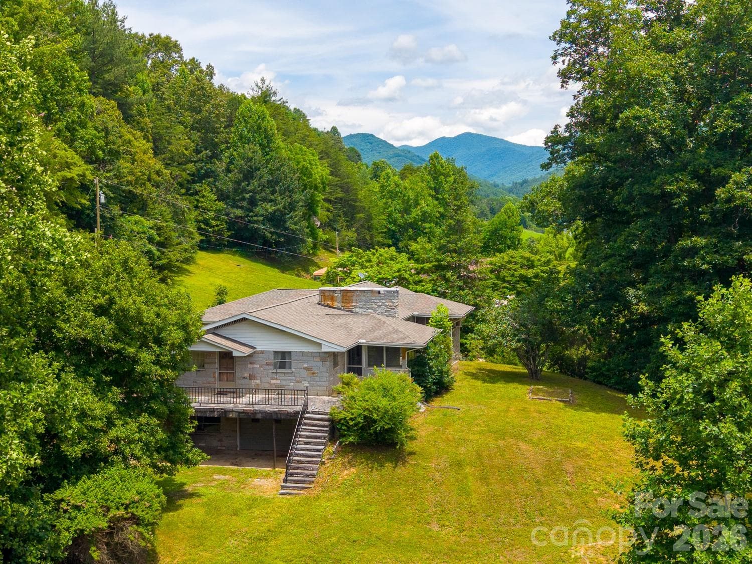 Single Family Residence at 222 Mitchell Mountain Road, Bryson City, photo 2 of 48
