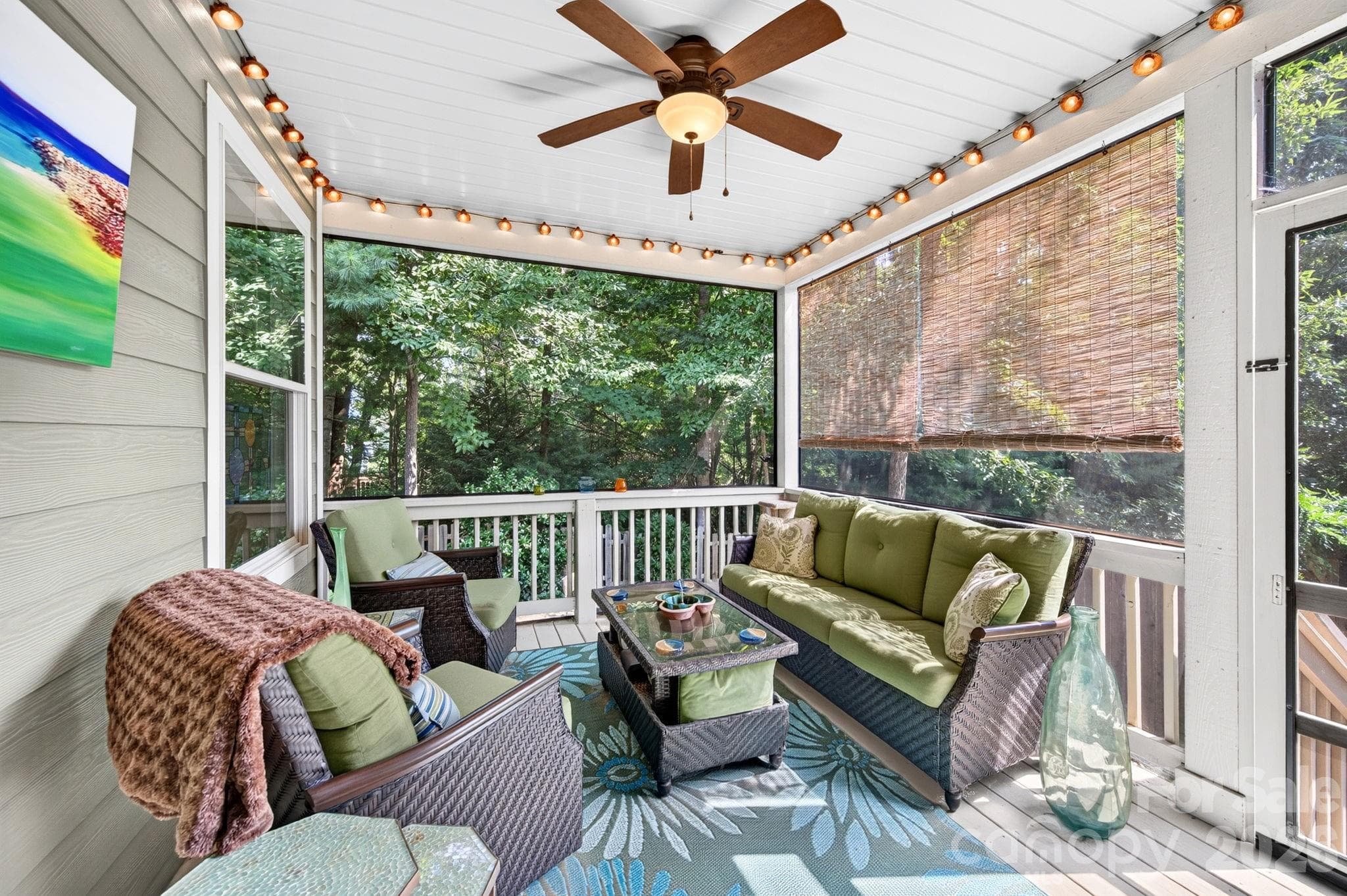 Screened-in porch - 10 Meeting Street, Asheville