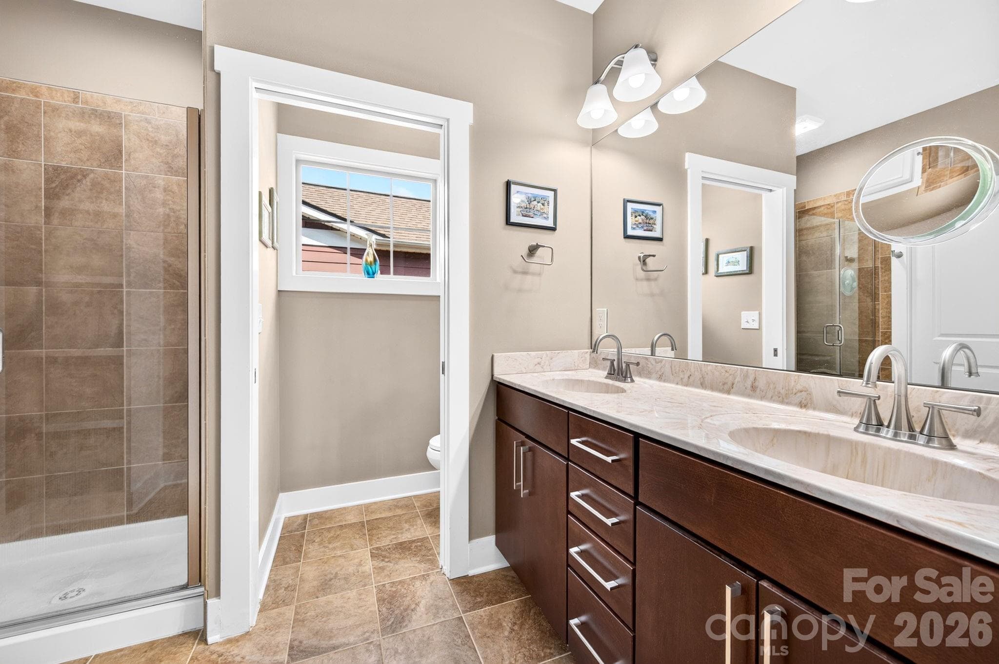 Single Family Residence at 10 Meeting Street, Asheville, photo 13 of 35