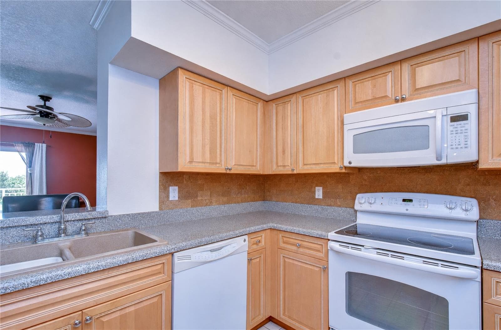 Condominium at 4516 SEAGULL DR #318, NEW PORT RICHEY, photo 16 of 51
