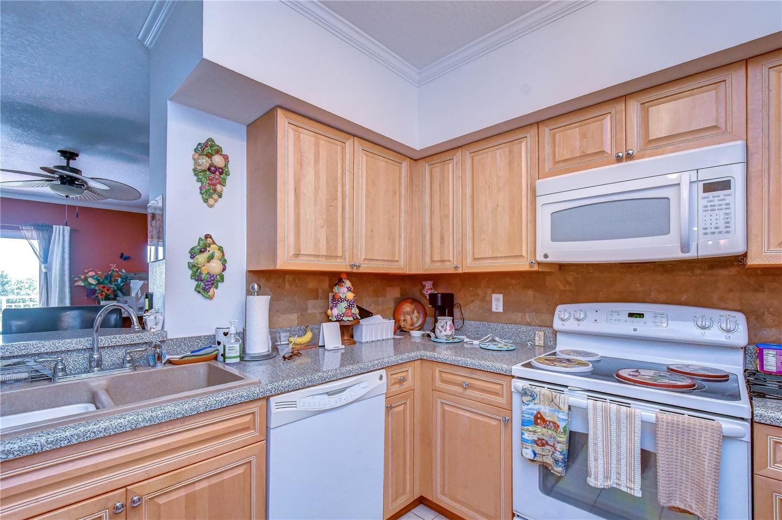 Condominium at 4516 SEAGULL DR #318, NEW PORT RICHEY, photo 19 of 51