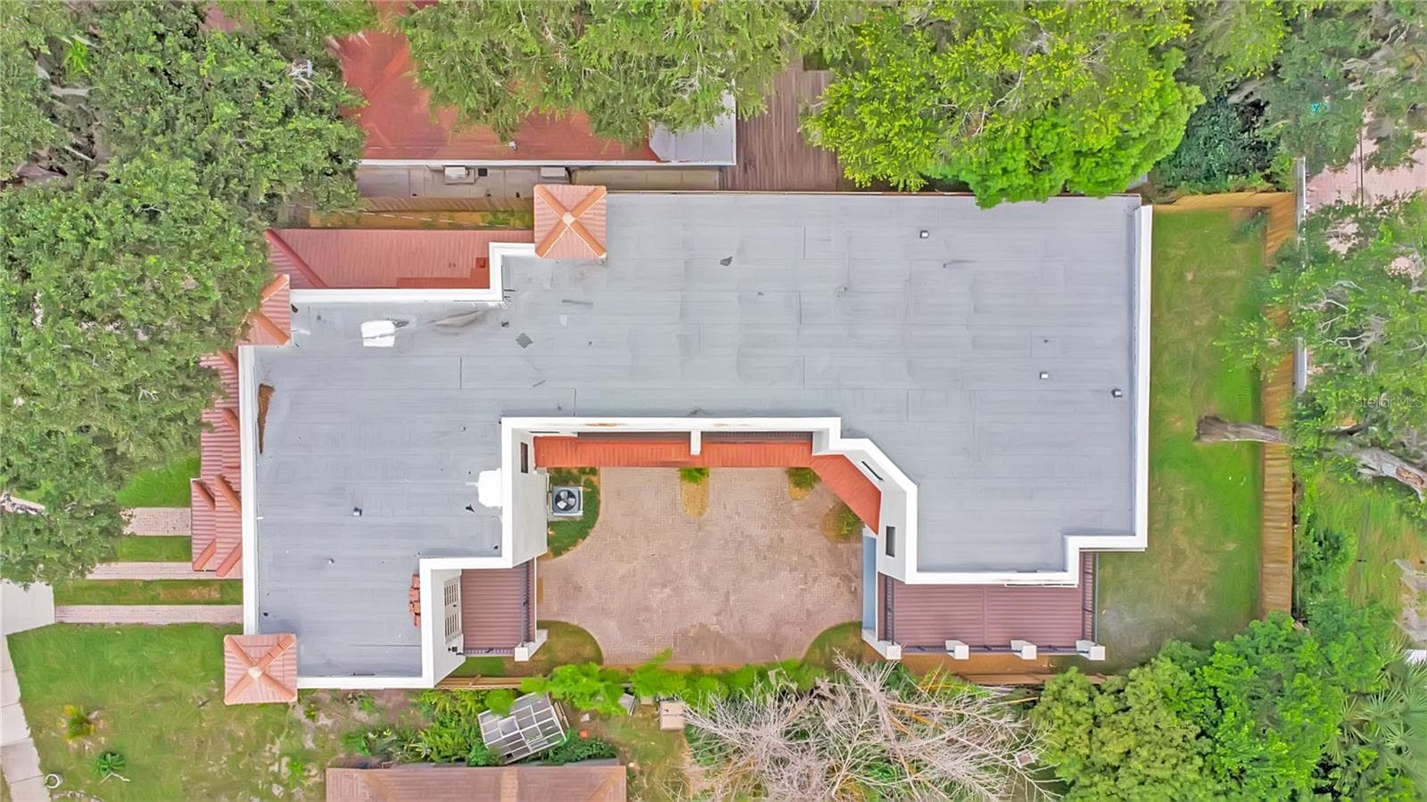 Townhouse at 134 E ESTHER ST #A, ORLANDO, photo 39 of 43