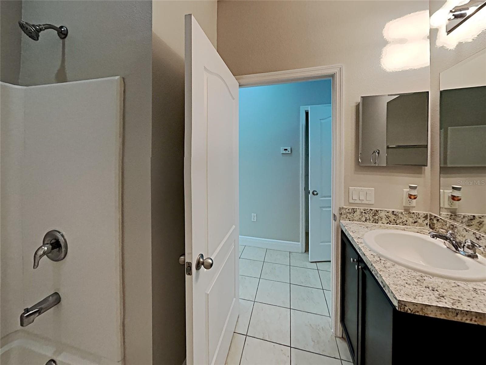 Single Family Residence at 7033 FEATHER WOOD DR, RUSKIN, photo 4 of 17
