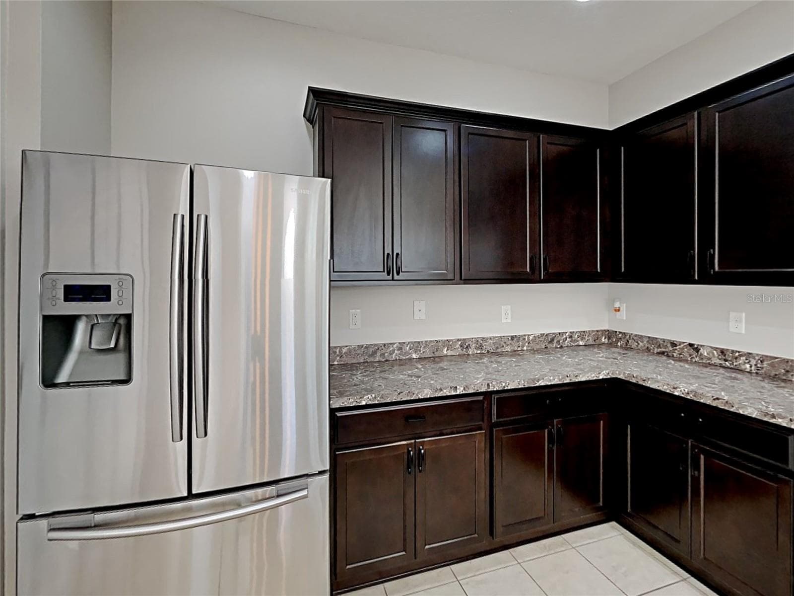 Single Family Residence at 7033 FEATHER WOOD DR, RUSKIN, photo 13 of 17