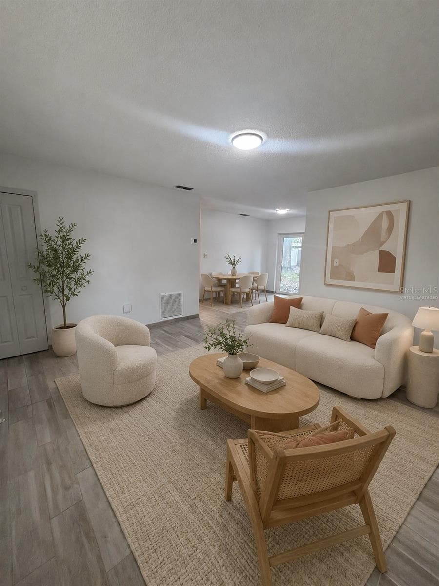 Virtually Staged- Living Room - 464 NEW MEADOWS CT, OCOEE